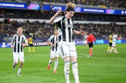 开云足球直播-包含尤文逆转巴黎，科瓦契奇绝境逆转的词条