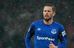 开云平台-马赛之夜，斯通斯铸就铁壁，英格兰玫瑰在粉碎中重生