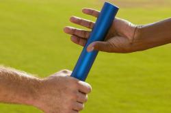 开云平台-F1年度争冠之夜，米切尔的战术抉择如何成为胜负手