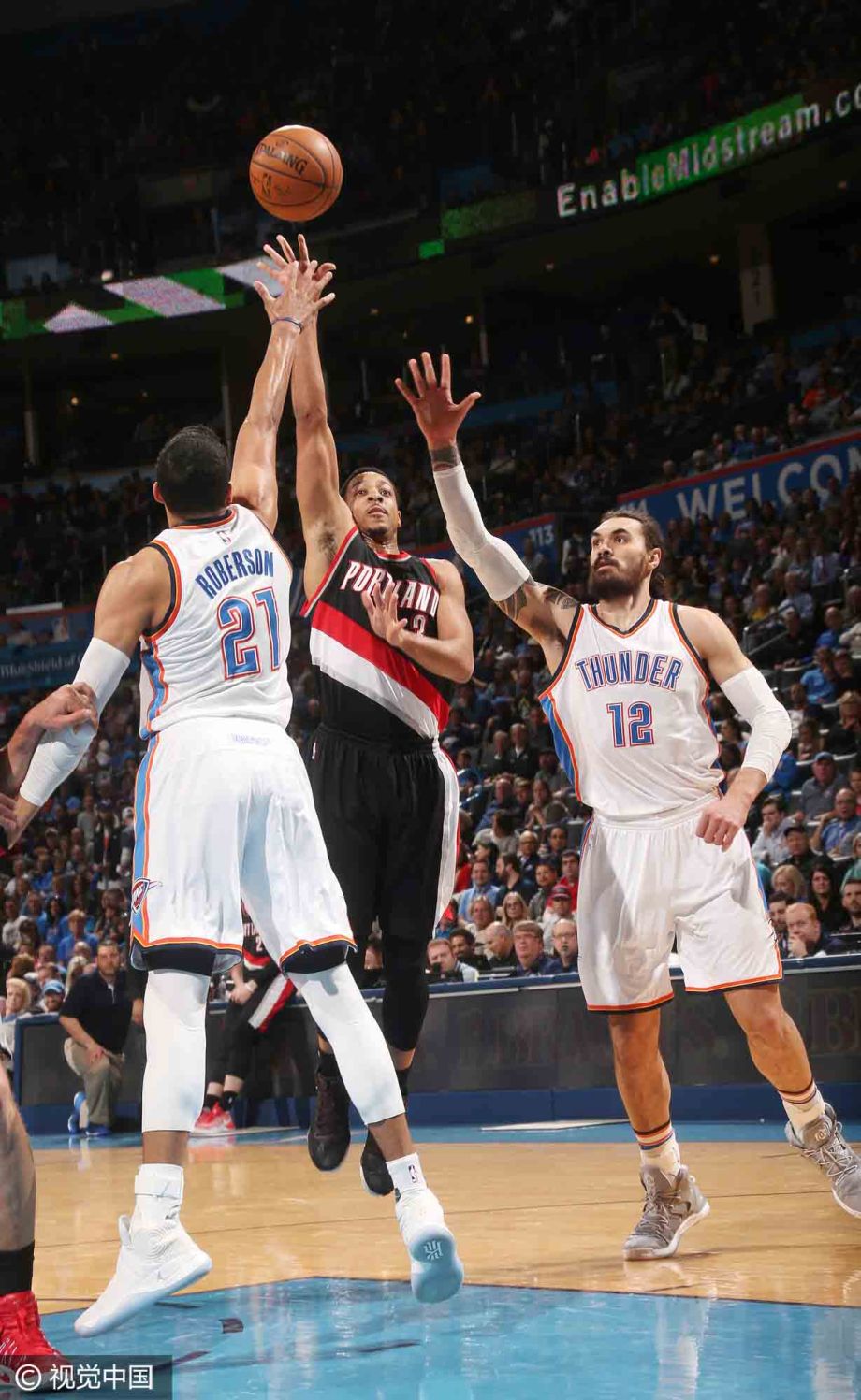 俄罗斯篮球超级联赛季后赛战况激烈