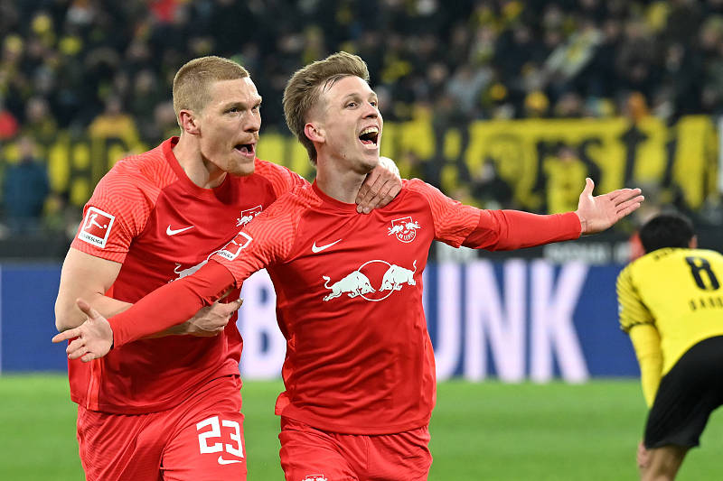 关于亚特兰大客场告捷，取得胜利的信息