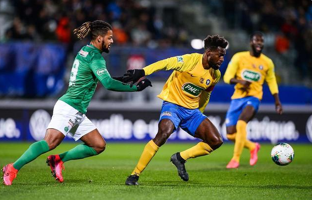 瓦朗谢纳队保持不败战绩,稳固排名的简单介绍 瓦朗谢纳队保持不败战绩,稳固排名的简单介绍