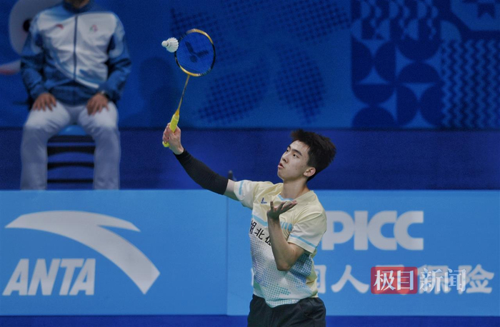 维罗纳教练组智取对手，斩获关键三分的简单介绍