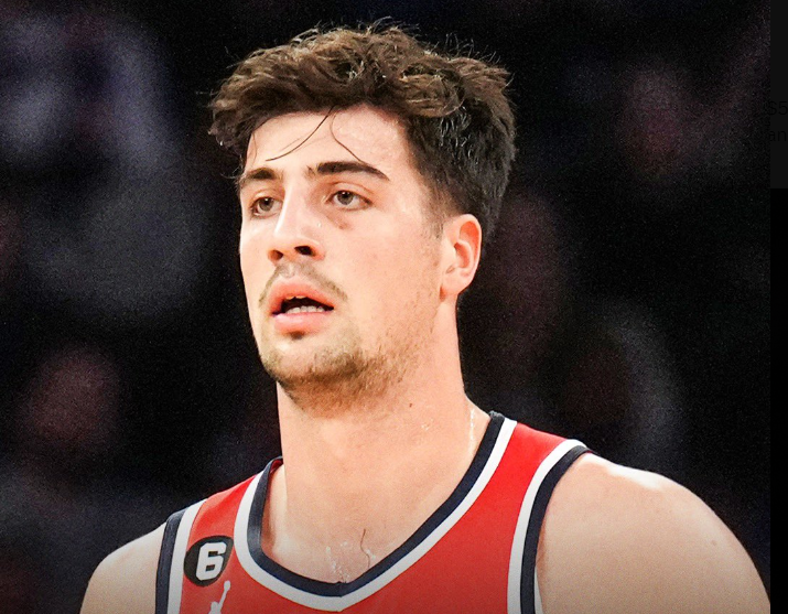 关于华沙竞技俱乐部球员迪亚卡比赛成绩稳定的信息