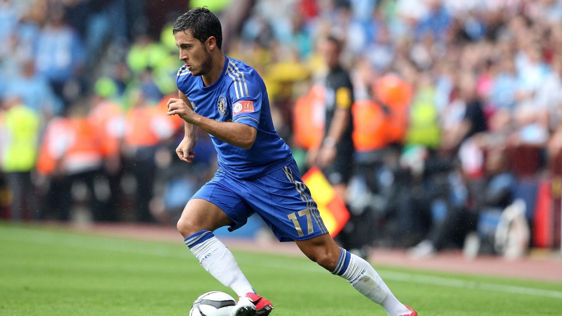 厄德高闪耀圣西罗,挪威魔术师如何用高光表现导演尼斯对AC米兰的战术革命